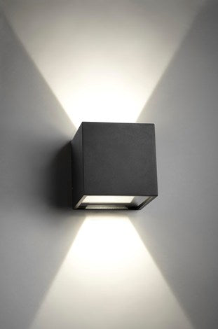 Cube xl led black Utomhuslampa